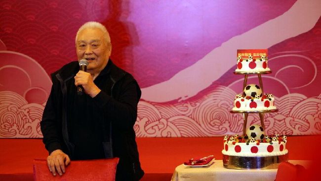 末轮曼联vs拜仁，哥本哈根vs加拉塔萨雷。